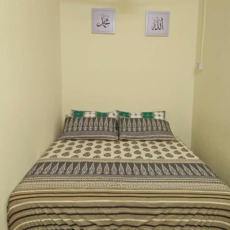 Homestay / Roomstay Muslim Budget Tanjung Malim Танджунг-Малим Экстерьер фото