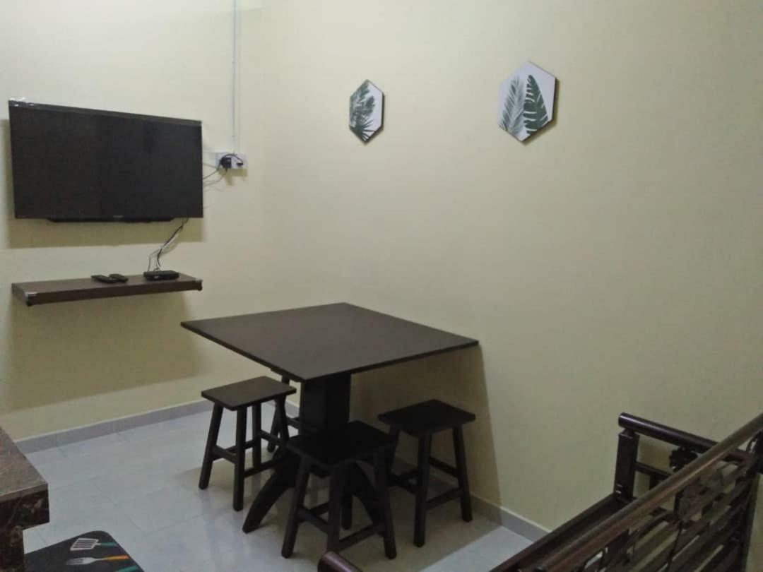 Homestay / Roomstay Muslim Budget Tanjung Malim Танджунг-Малим Экстерьер фото